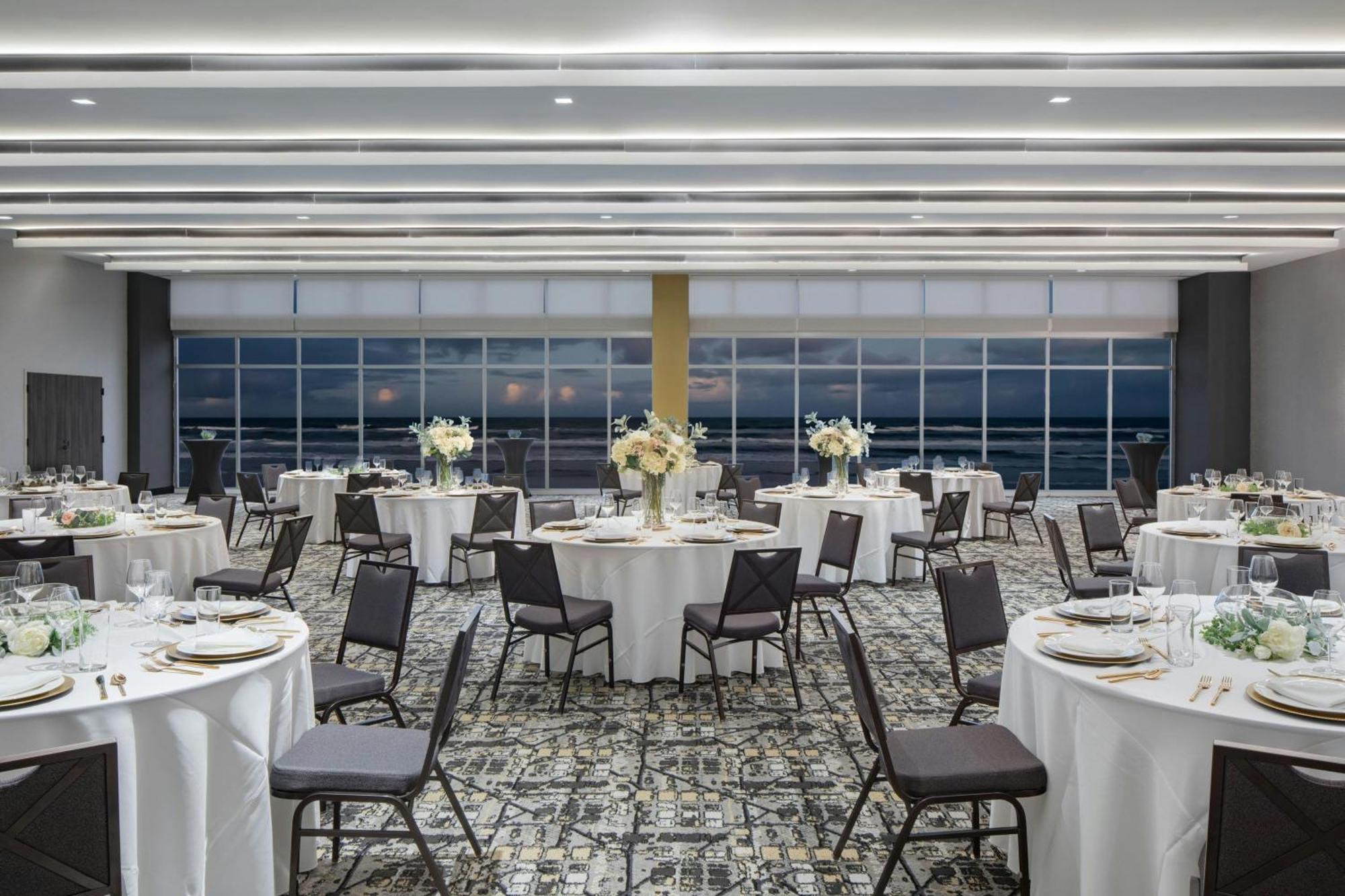 Renaissance Daytona Beach Oceanfront Hotel Esterno foto